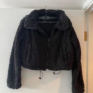 Cropped black jacket